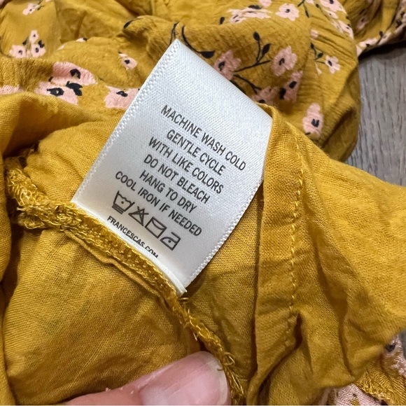 Miami Floral Button Romper - Picture 10 of 11